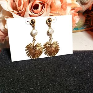 Gold toned earrings